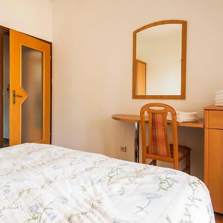 Sandra Apartment *