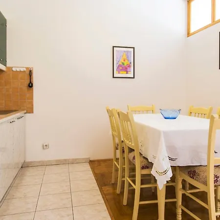 Sandra Apartment