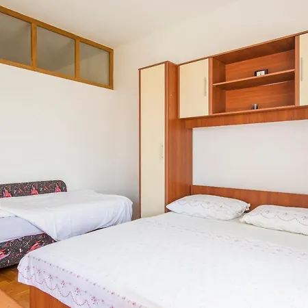 Sandra Apartment *