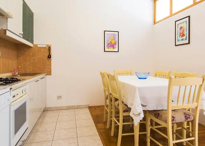 Sandra Apartman